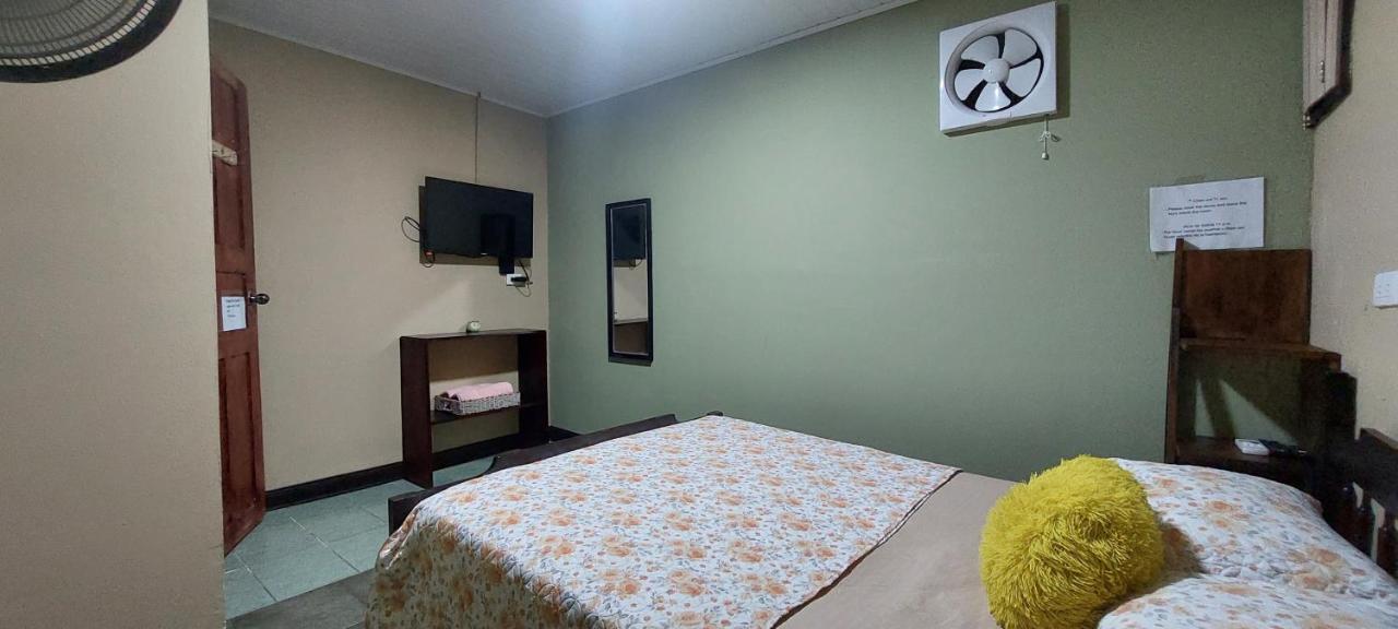 Hospedaje Doña koko Limón Exterior foto